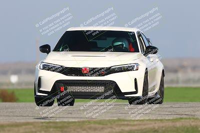 media/Dec-20-2025-Speed Ventures (Sat) [[de63061115]]/Black Group/Sweeper (Session 1)/